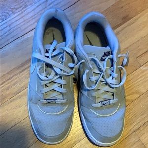 Women’s Nike Size 11